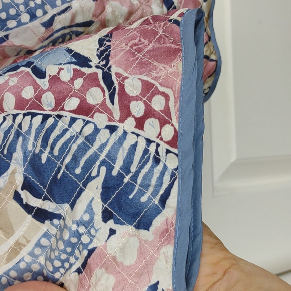 Alfred Dunner Petite Lightweight LS Quilted Silk Pink/Blue/Tan Floral BU Jacket - Picture 7 of 11